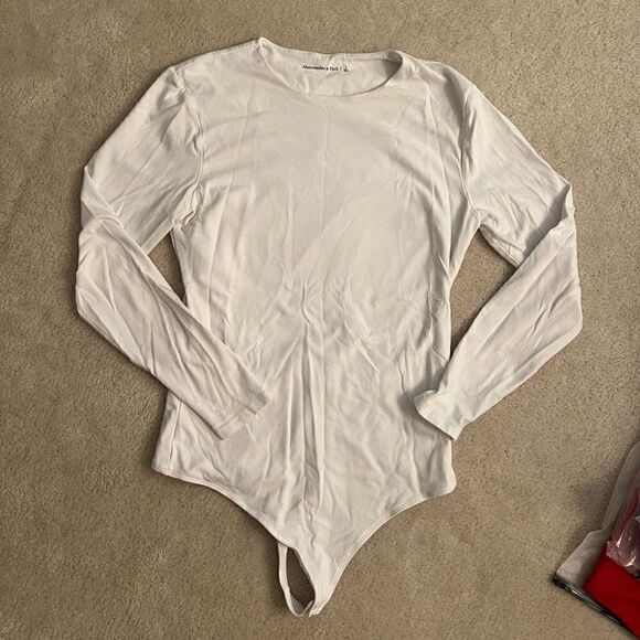 Abercrombie & Fitch Tops - Abercrombie and Fitch White Long Sleeve Bodysuit L
